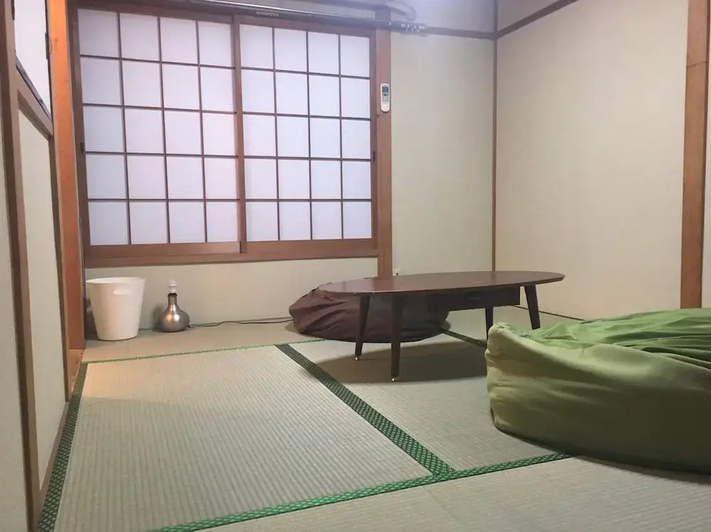 Hanazono Kita Terrace House
