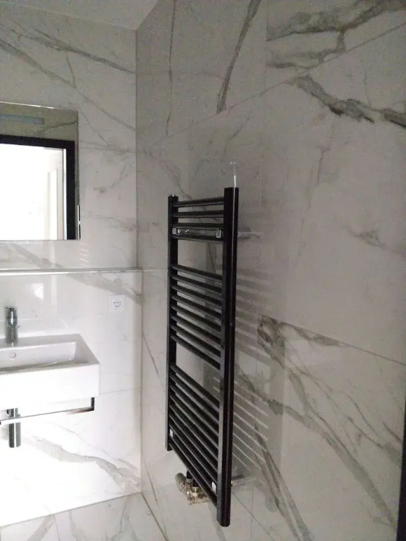 AVI City Grand Apartments