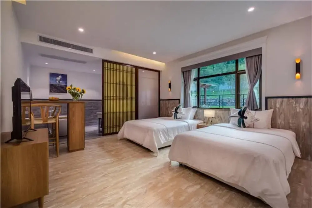 Huazhuyue·Moganshan Yunjipo Hot Spring Beauty Villa (Houwu Transfer Center Store)