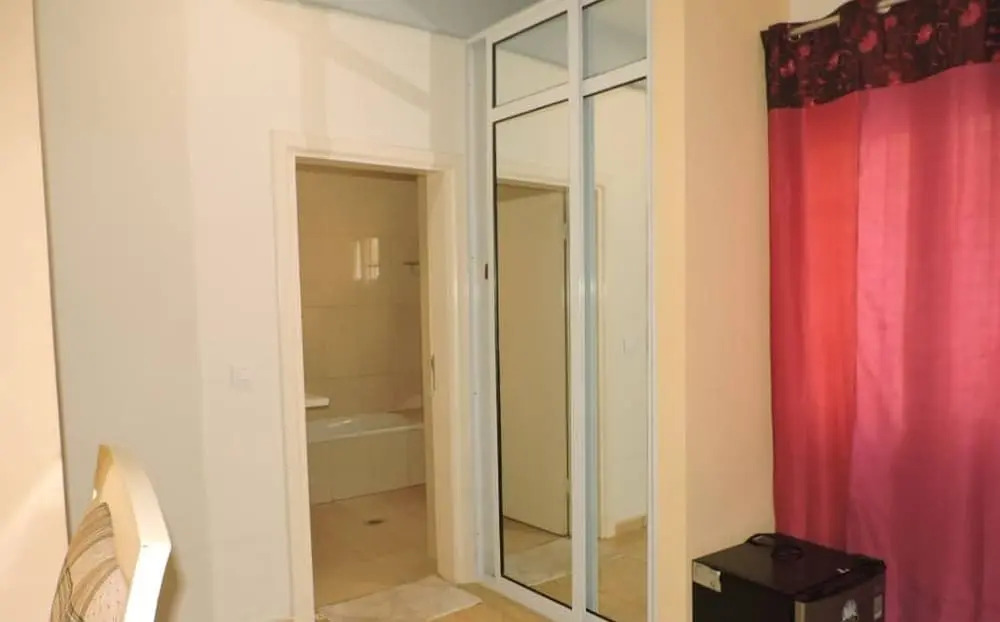 Iris Hotel