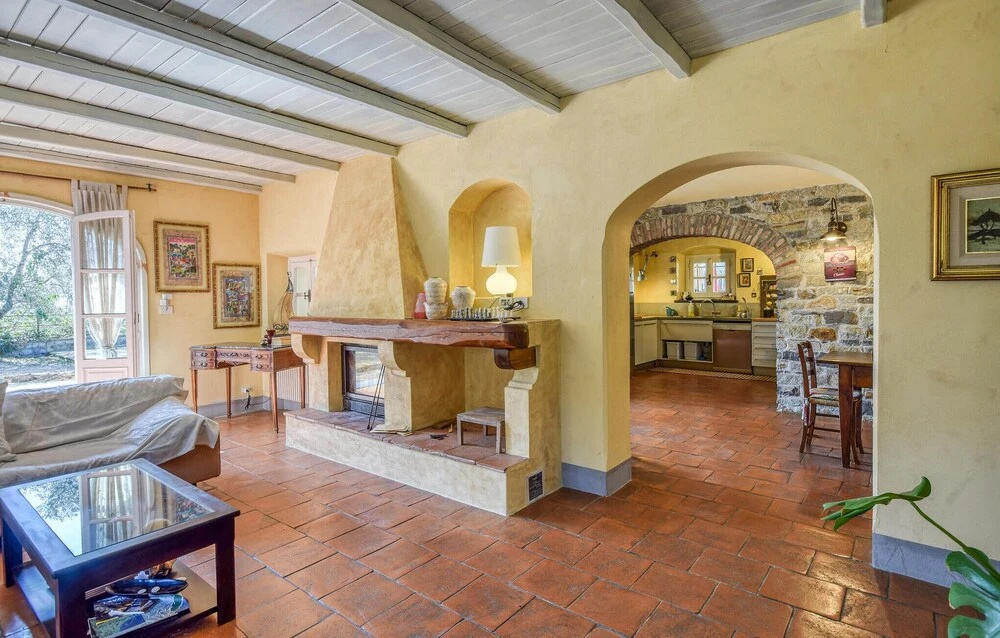 Beautiful Home In Cogorno