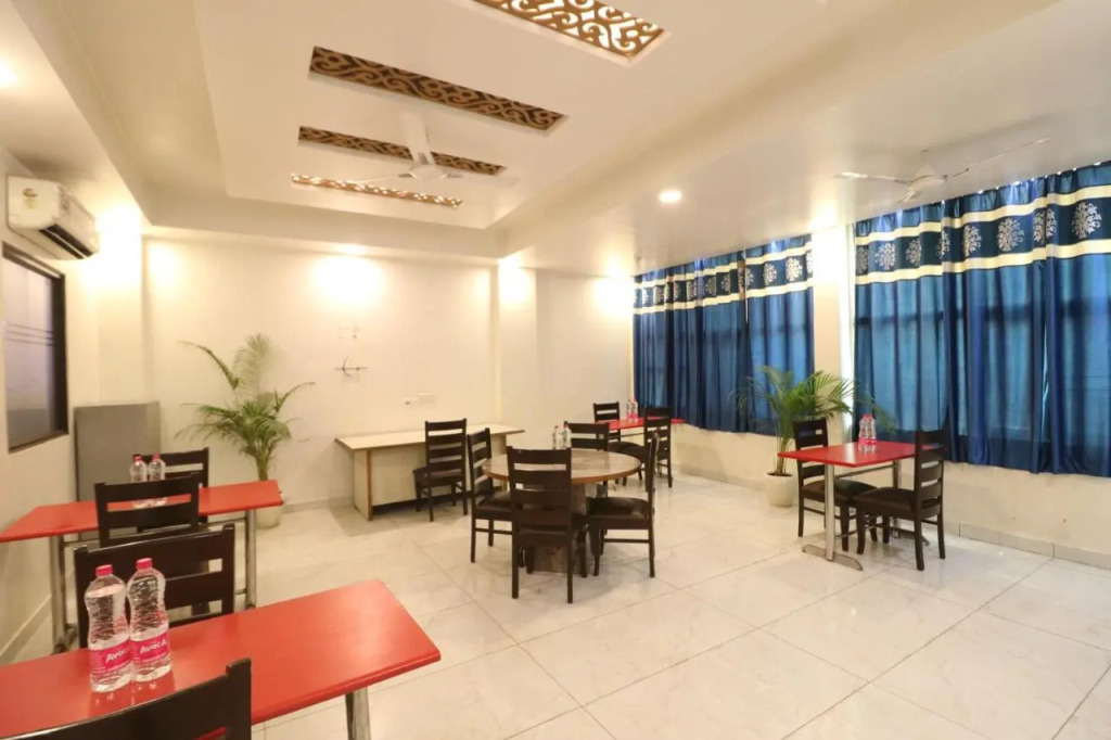 Hotel Park Suites At Airport