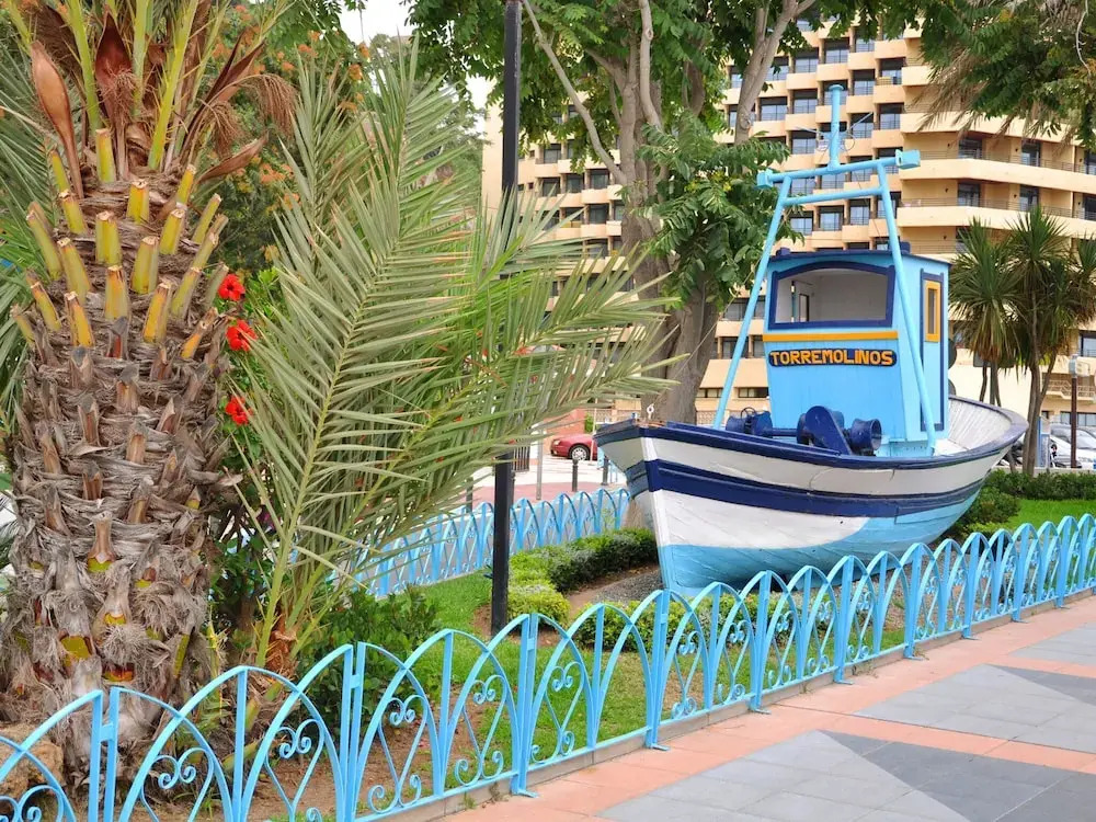 Playamar, Torremolinos, Beautiful Apartment by the Sea