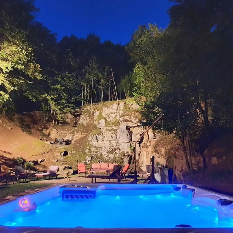 Stunning Home In Debelo Brdo I With Wifi