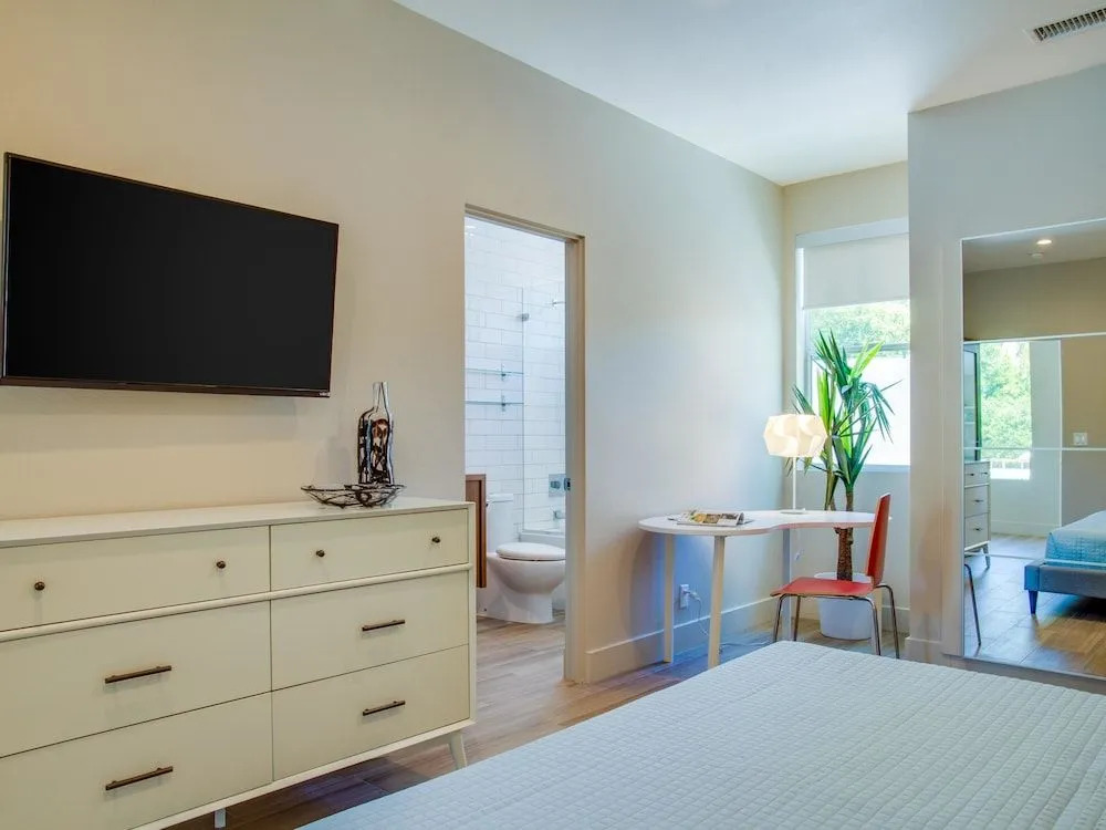 Bon Vivant Palms Holiday home 4