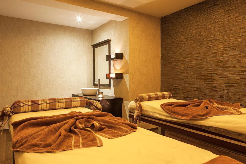 Prestige Hotel & Apart