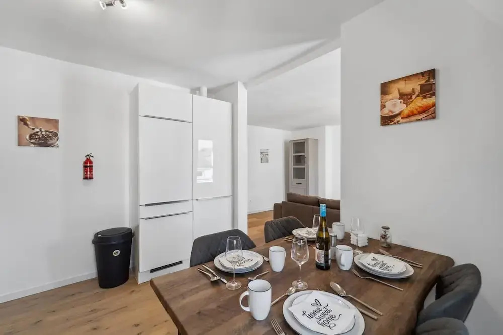 Infinity Stay Ferienapartments Rheinstrasse