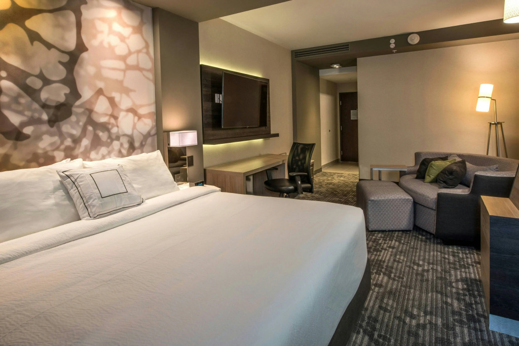 Courtyard by Marriott San Luis Potosi, Los Lagos