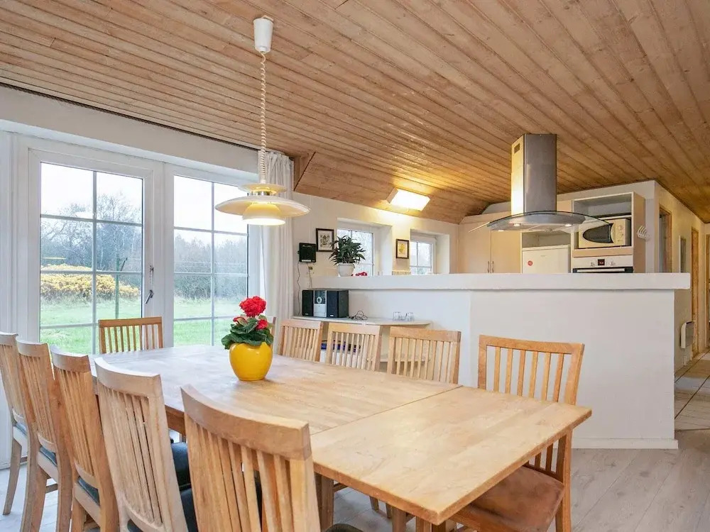 10 Person Holiday Home in Ulfborg