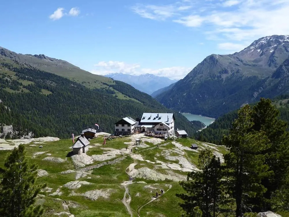 Hotel Montani