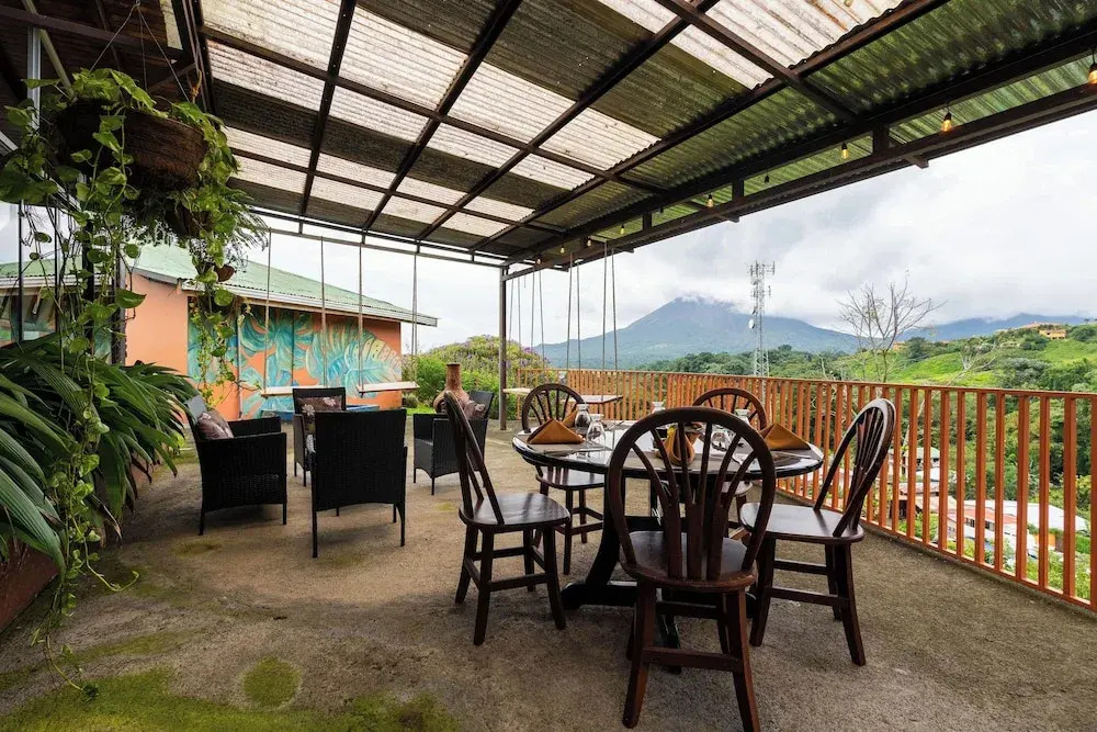 Chateau Arenal Hotel & Restaurante