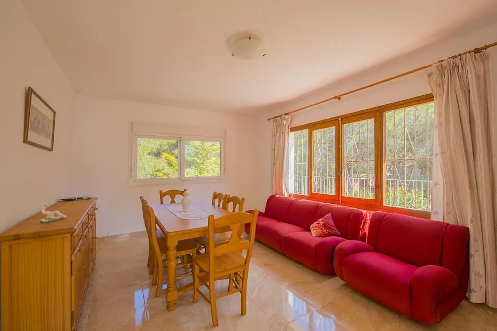 Villa - 7 Bedrooms with Pool - 104989