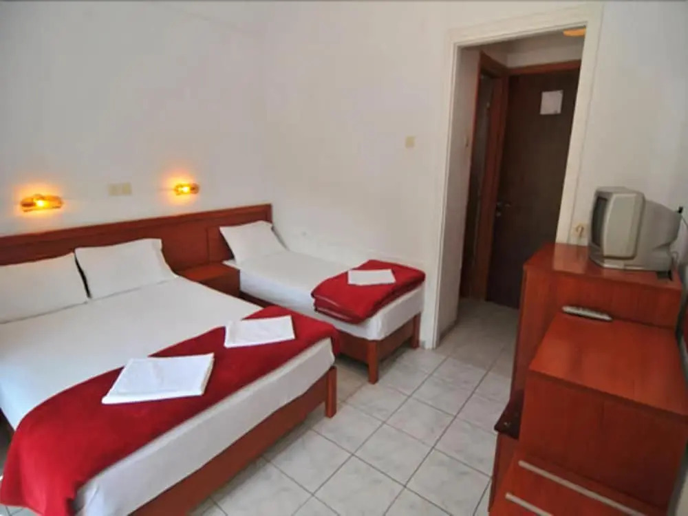 Chrissafis Hotel