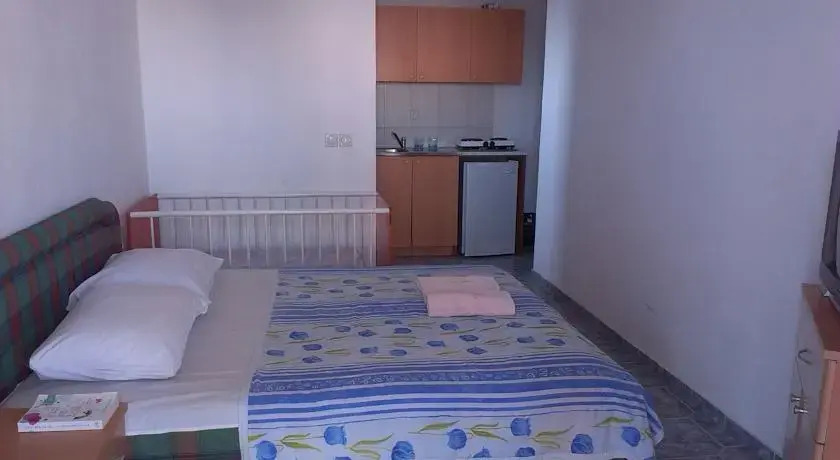 Apartments Luka