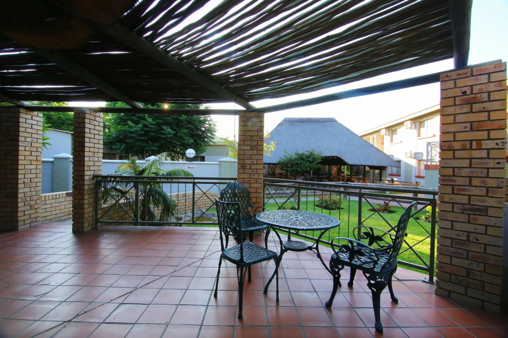 Kalahari Arms Hotel
