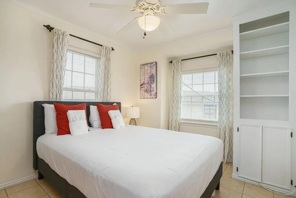 Experience Dolphin Cove Canal House in Freeport
