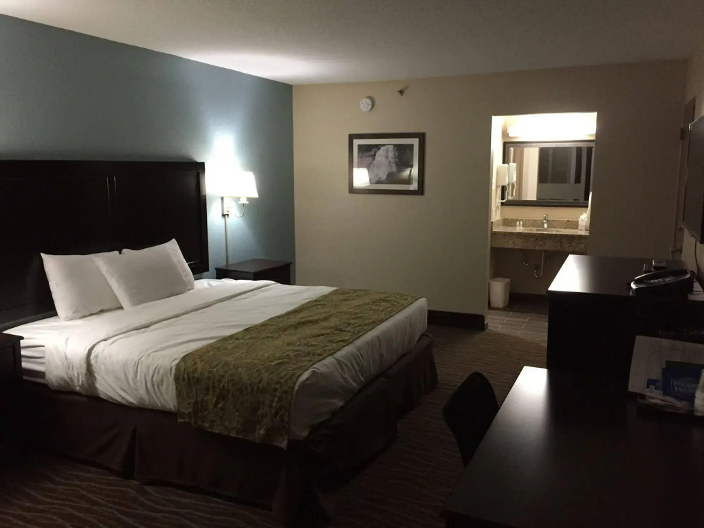 Quality Inn & Suites
