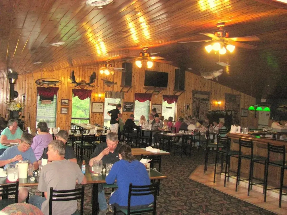 Waterfalls Lodge