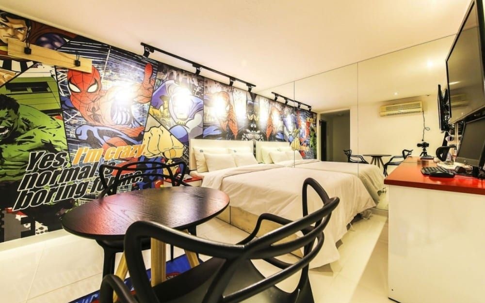 Reem Hotel