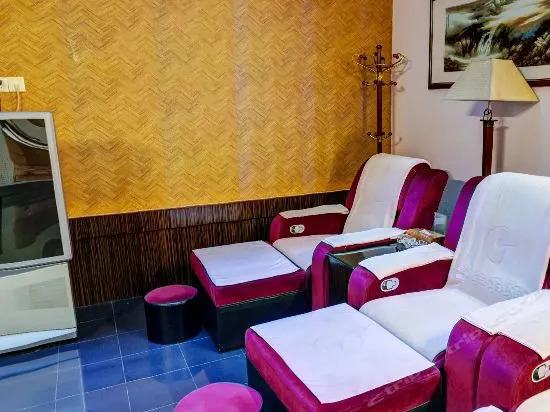 Carnival City Garden Hotel