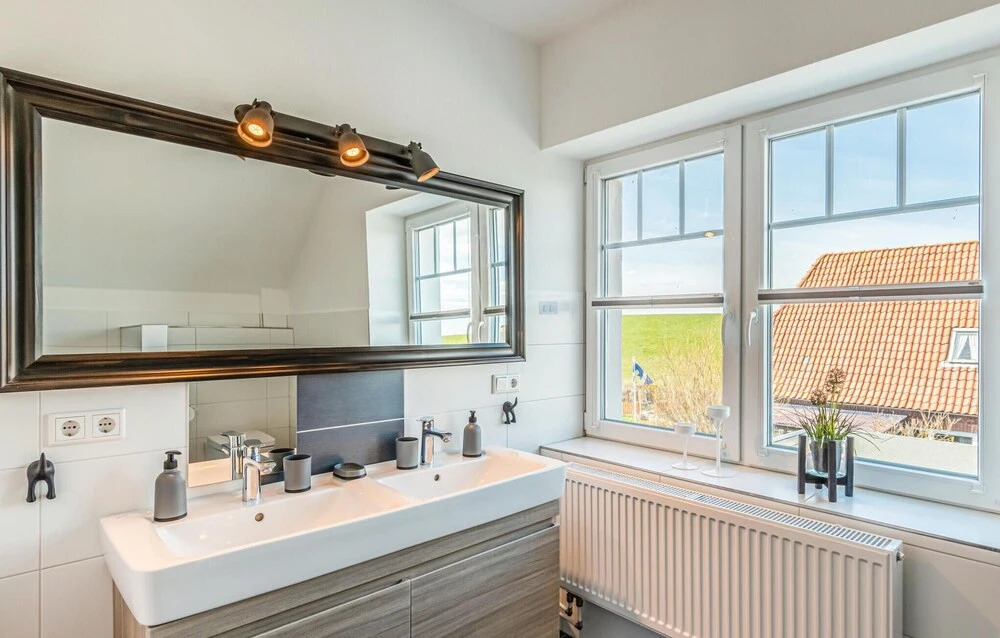 Amazing Home in Dagebüll With 4 Bedrooms, Sauna and Wifi