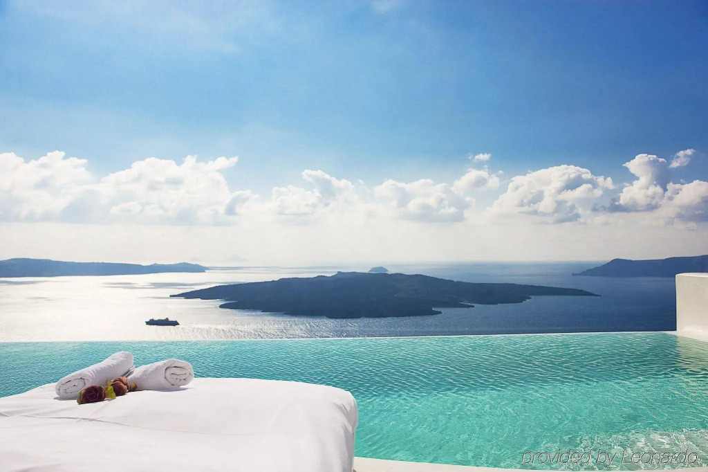 Cosmopolitan Suites - Small Luxury Hotels of the World