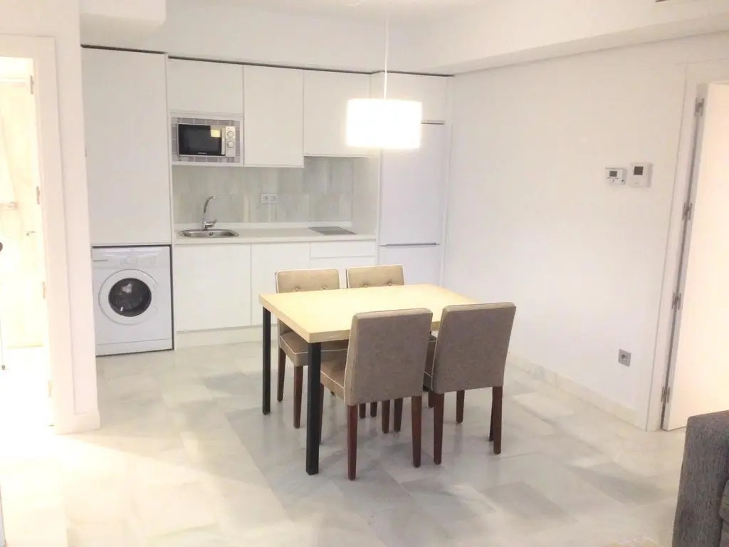 Apartamentos Gran Capitán - parking opcional