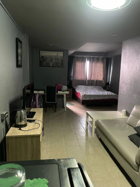 Happy Apple Guesthouse