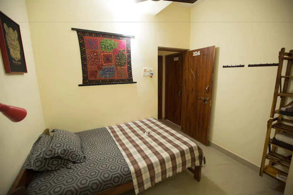 INDRA\S NEST - Studio Apartments