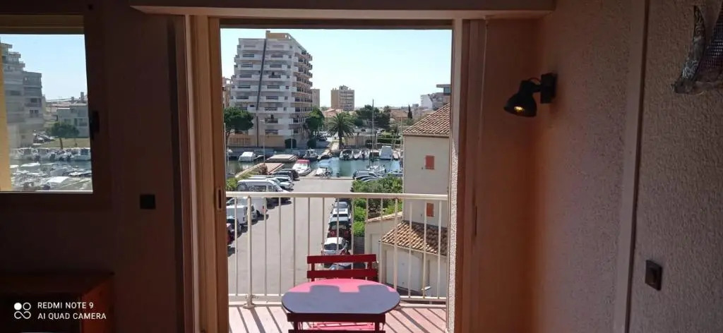 Superbe T3 climatisé calme Marina canet 2 min de la plage