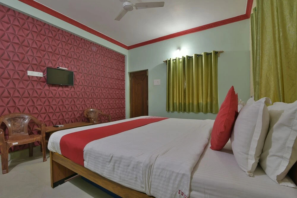 OYO 15390 Francis Goa Guest House