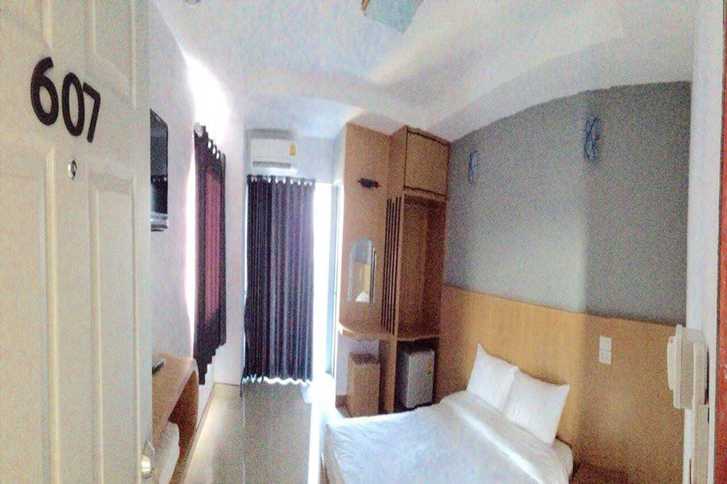 AtMe2 Hotel