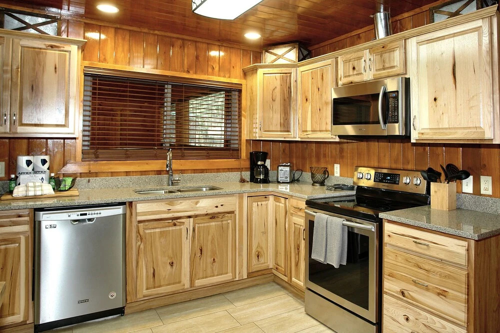 Laurel Manor Close To Downtown 4 Bed Rooms Hot Tub And Fire Pit