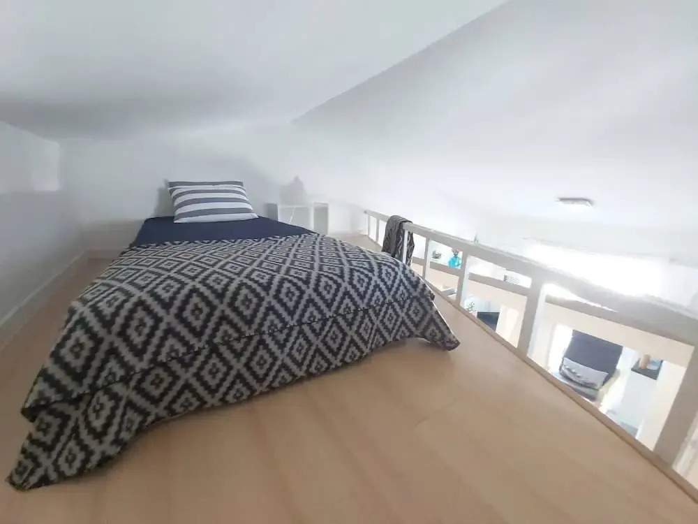 Central Sea View Apartment