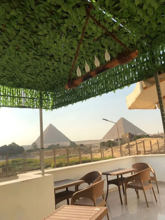 فندق الشرق