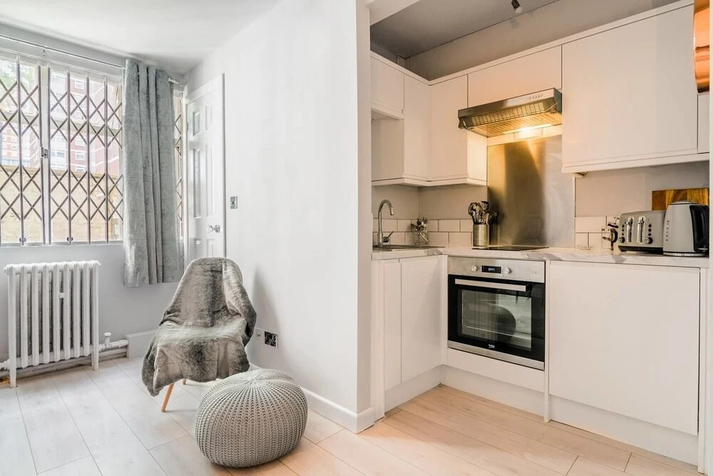 Lovely 1BR Home in Shepherd's Bush, 4 Guests