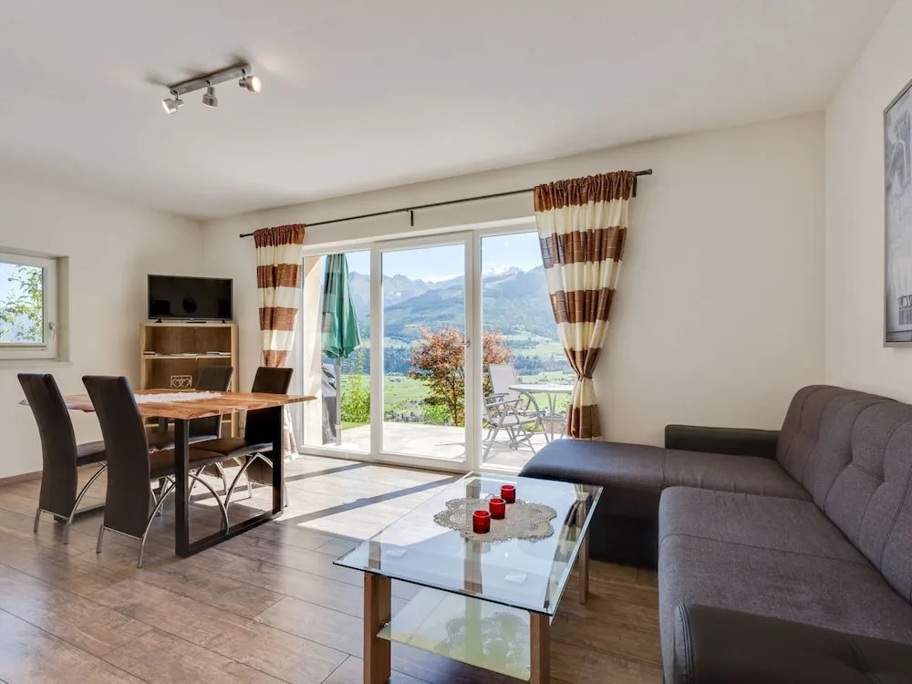Apartment in Kaprun Near Ski Slopes