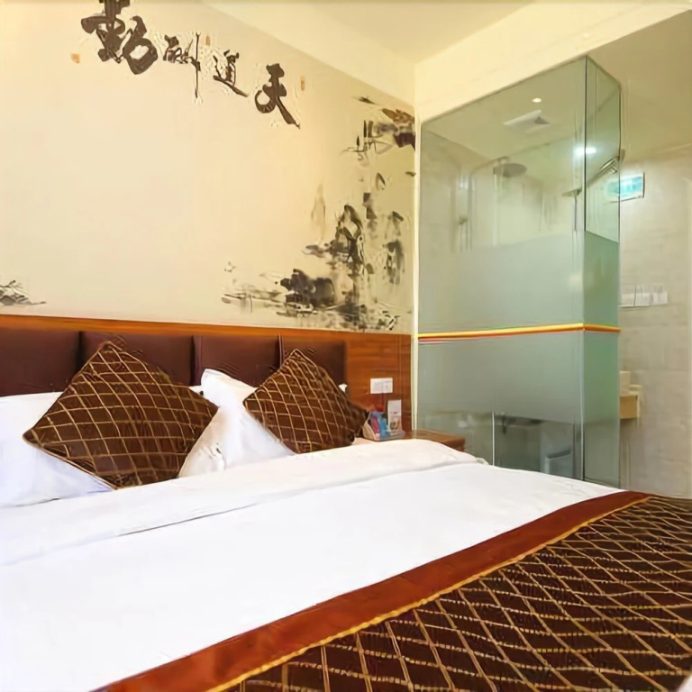 Yilai Hotel (Changchun Heping Street store)