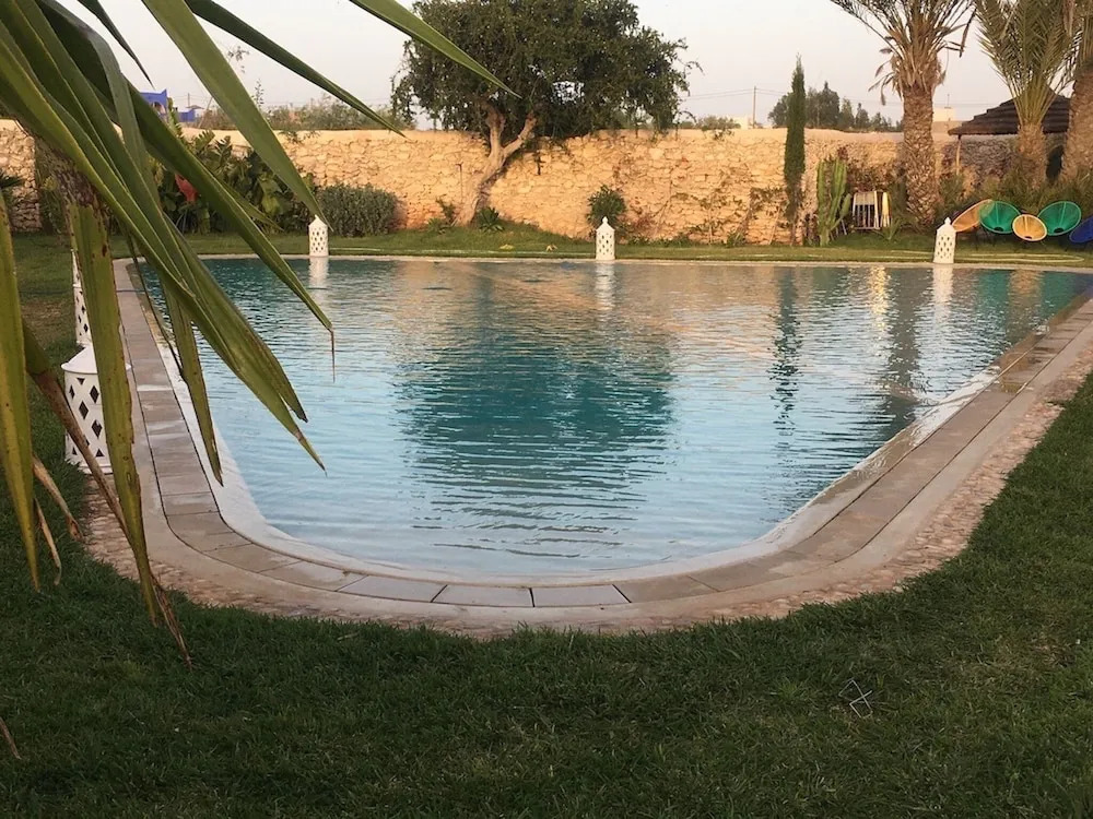 Guest House 12 People, 5 Bedrooms, Overnight or Full Rental