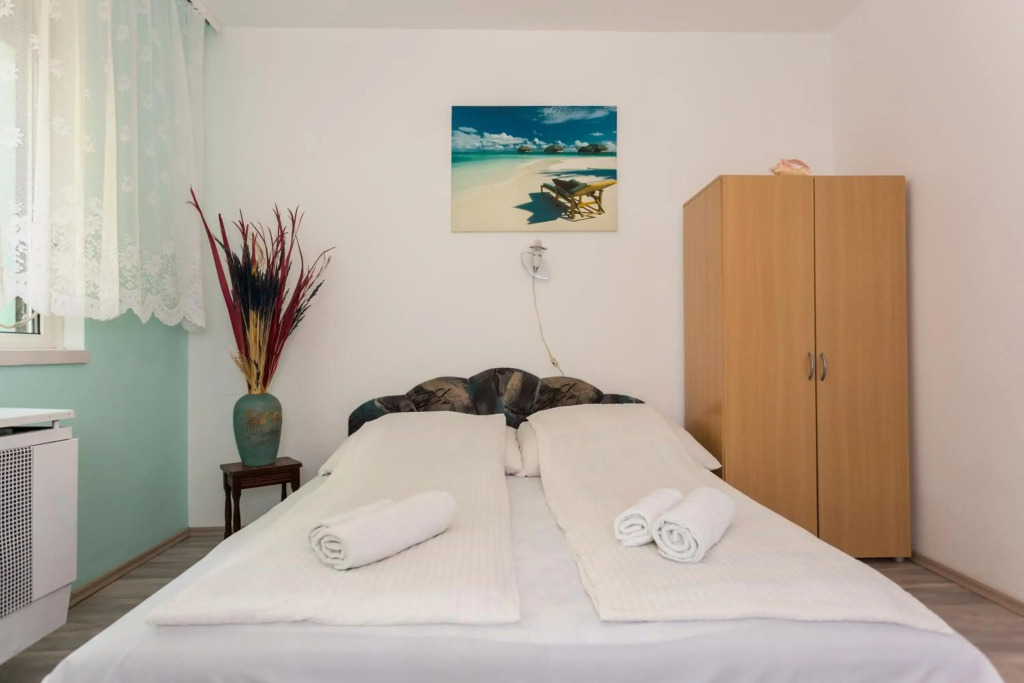 Anna apartman