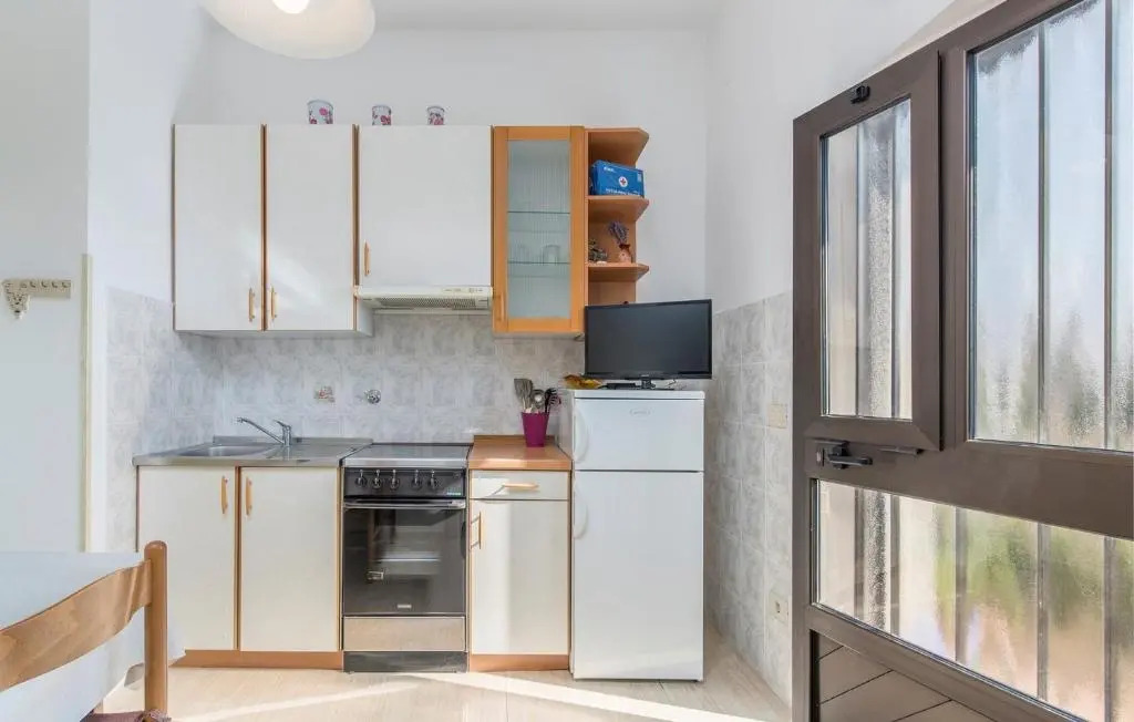 Apartment Complex Orzan Lovrecica