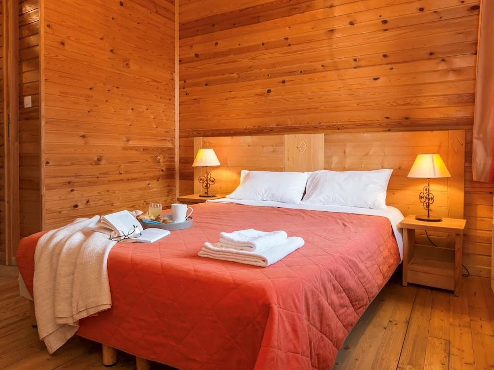 Attractive, rustic apartment in the termal town of Evian