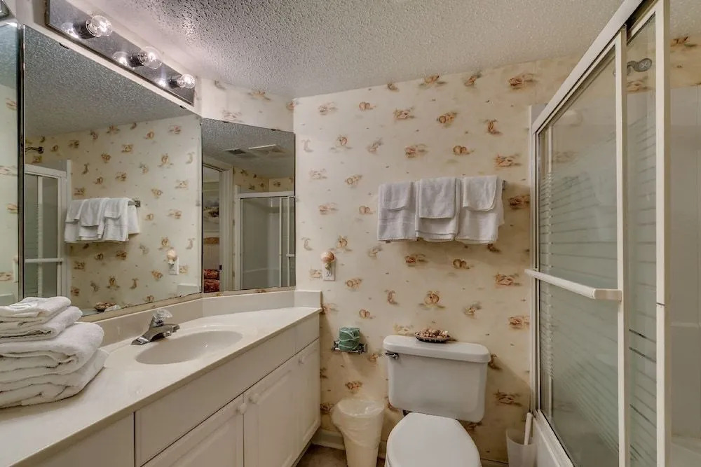 Windy Hill Dunes - 1303 by RedAwning