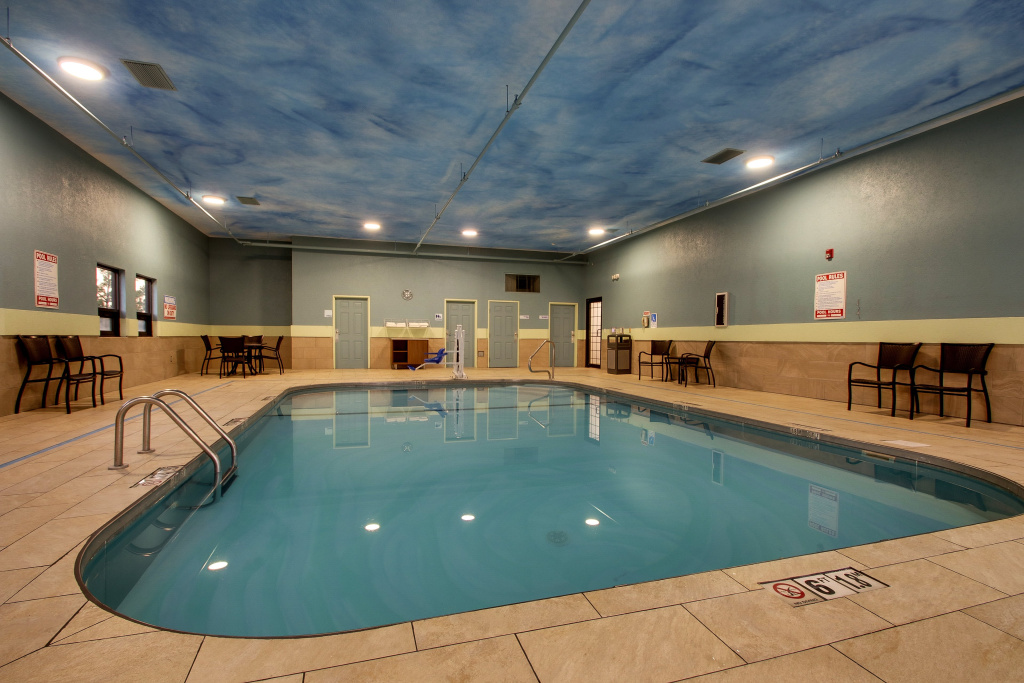 Holiday Inn Express & Suites Lebanon by IHG