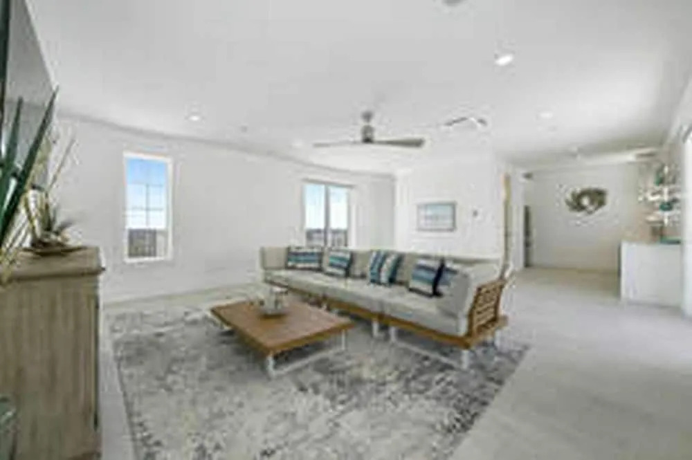 Mare Moderno by Bliss Beach Rentals
