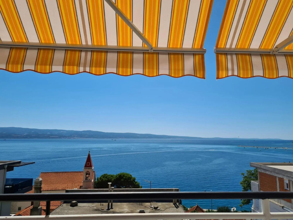 BLAžENKA - A1(4+1) IN OMIS