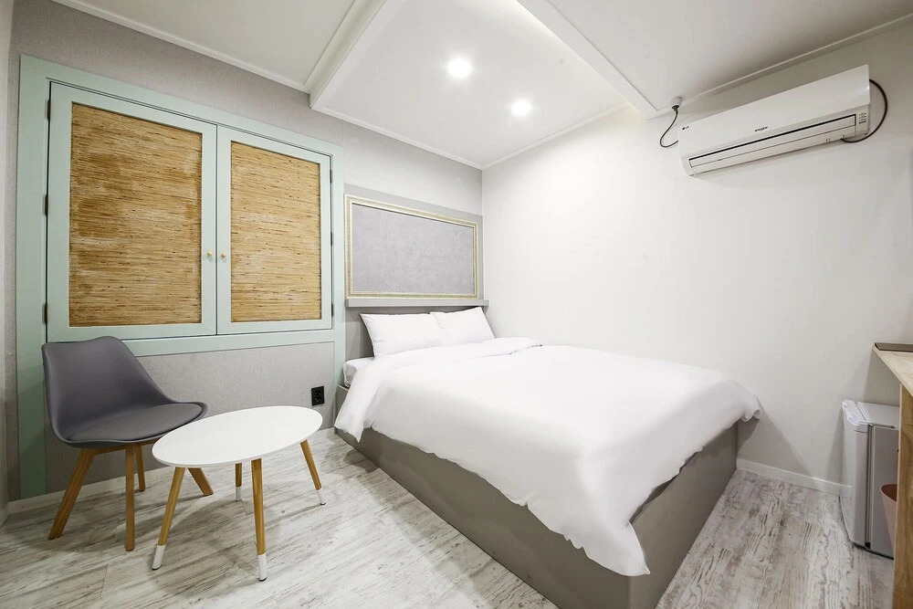 Diamond Hotel