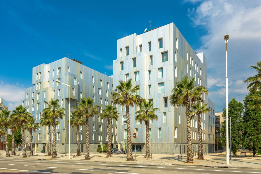 1 BR Rambla Suite & 2 Pools Rooftop Terrace Sea View - HOA 42152