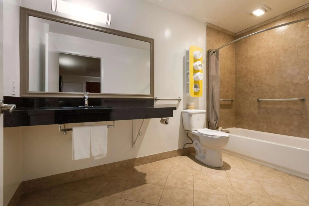Motel 6-Claremont, CA