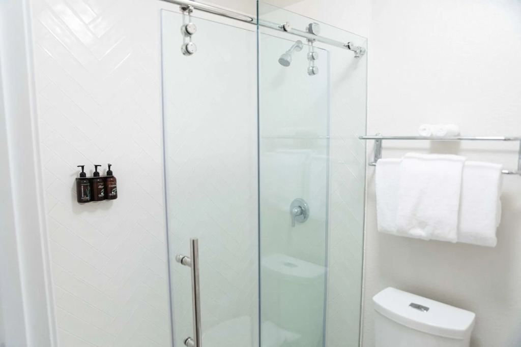 Oxford Suites Redding